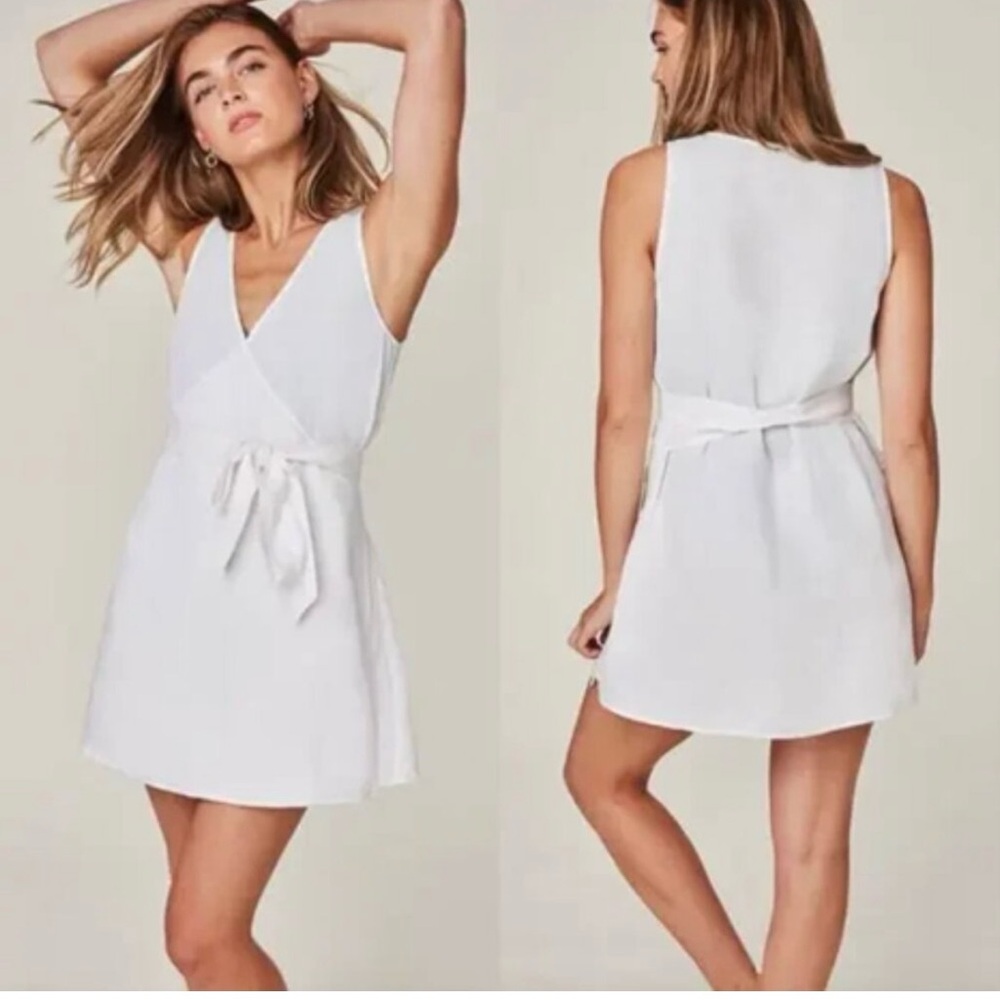 Andie White Sleeveless V-Neck Mini The Wrap Dress — Large